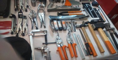 Paso a paso de como arreglar un golpe de chapa en el coche como reparar un golpe de chapa