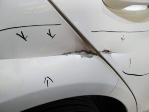 Cómo reparar daños complejos en aluminio y chapa